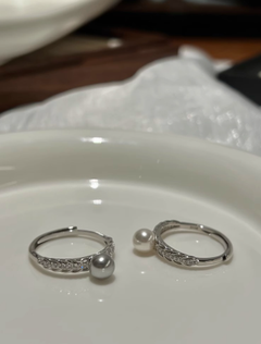 Stylish Women's All-Match Simple Graceful Ring
