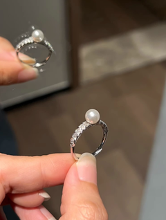 Stylish Women's All-Match Simple Graceful Ring